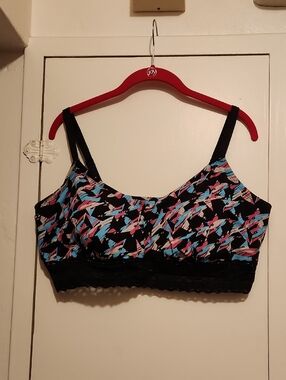 🔥Star Printed Black Comfort Bralette with Pink & Blue Abstract Design